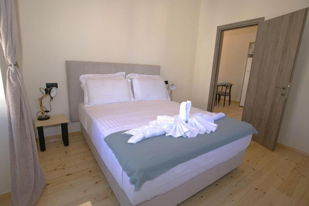 Mani View Luxury House Appartement Agios Nikolaos  Buitenkant foto